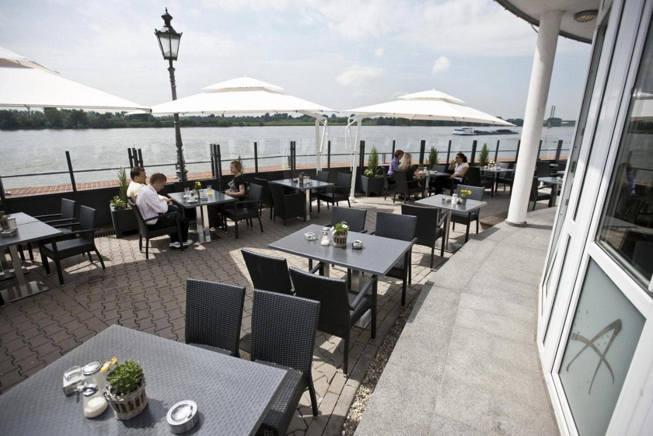 Hotel Rheinpark ريز المظهر الخارجي الصورة