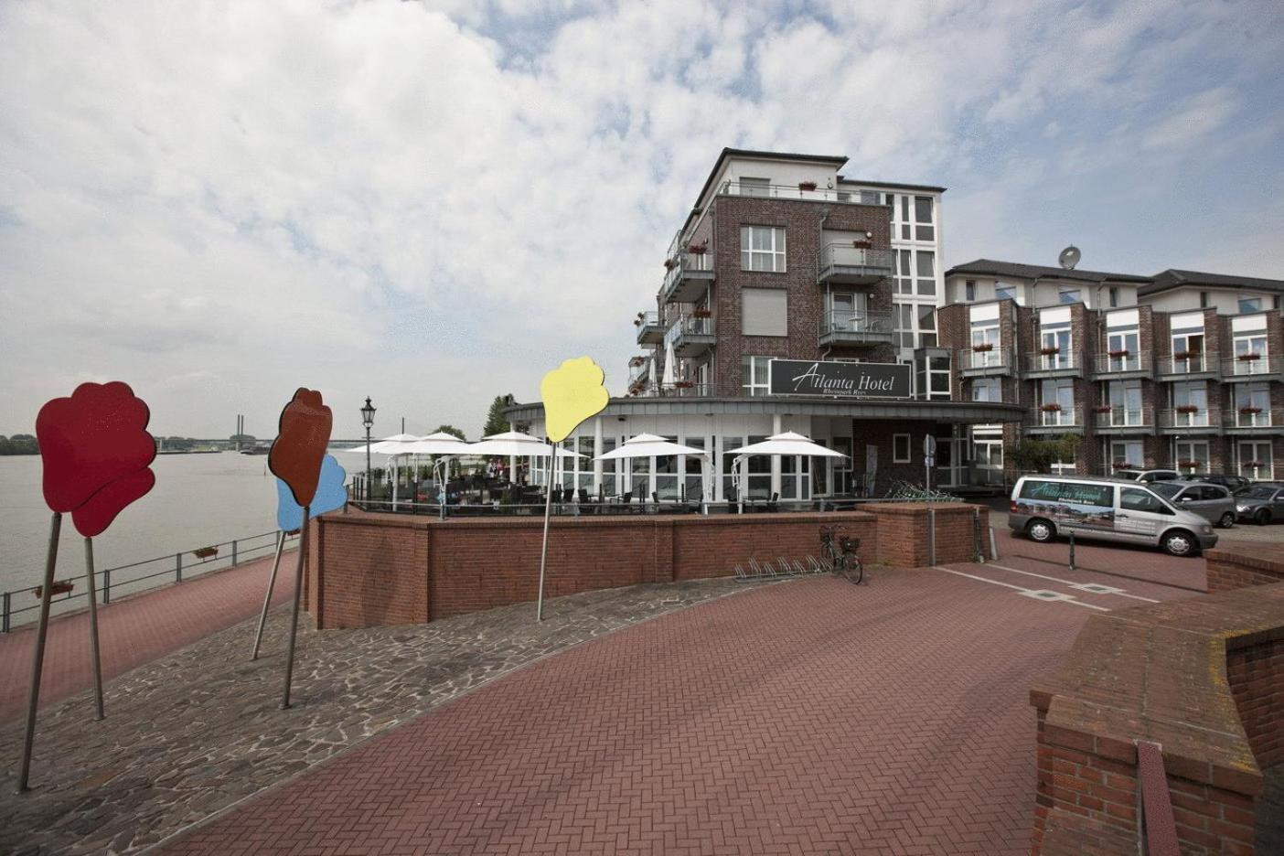 Hotel Rheinpark ريز المظهر الخارجي الصورة